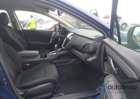 2022 Subaru Legacy Premium из США, поврежденный, VIN 4S3BWAD67N3004547